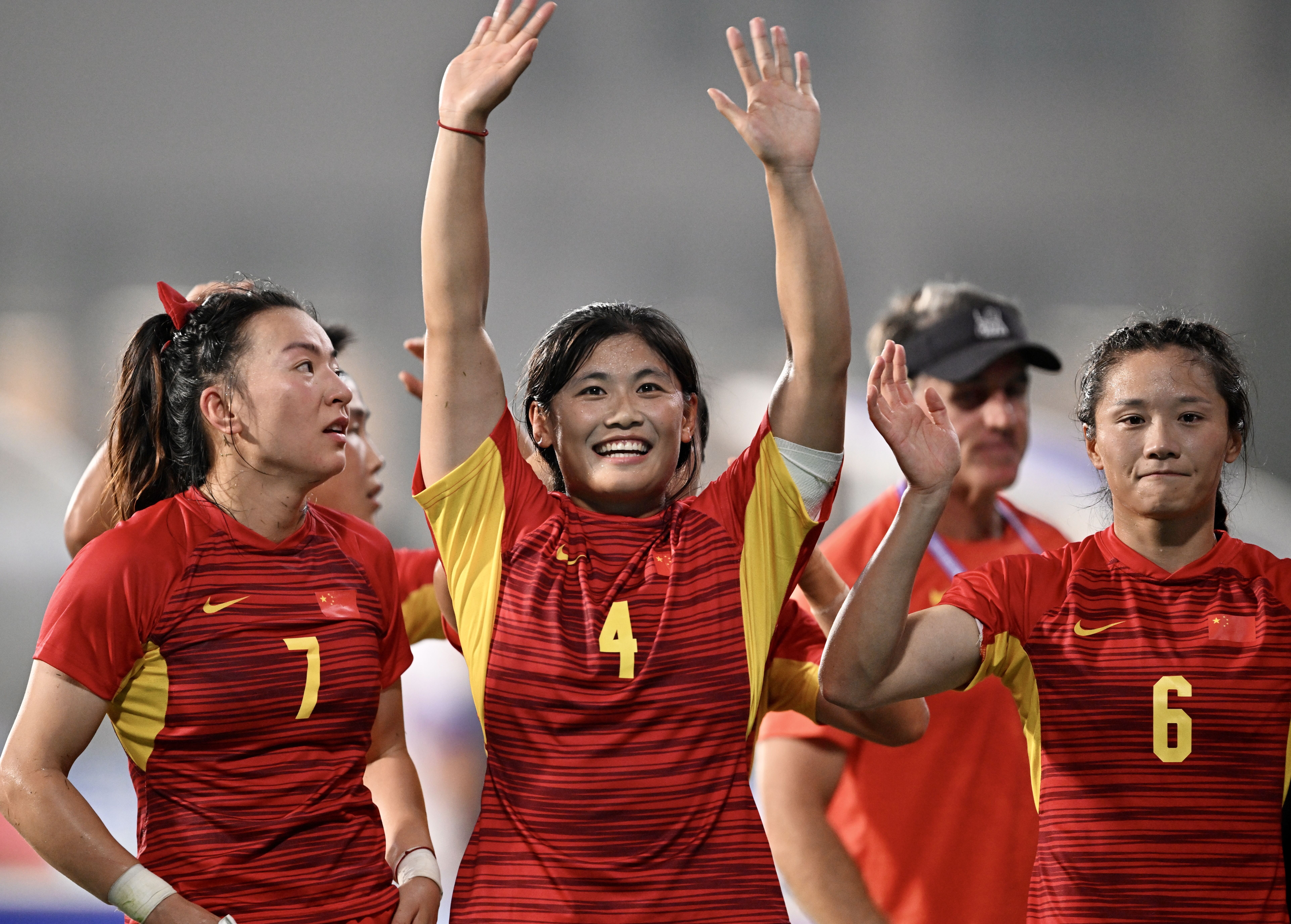 斐济队在比赛中不敌保加利亚，遭遇失利(斐济超级联赛)